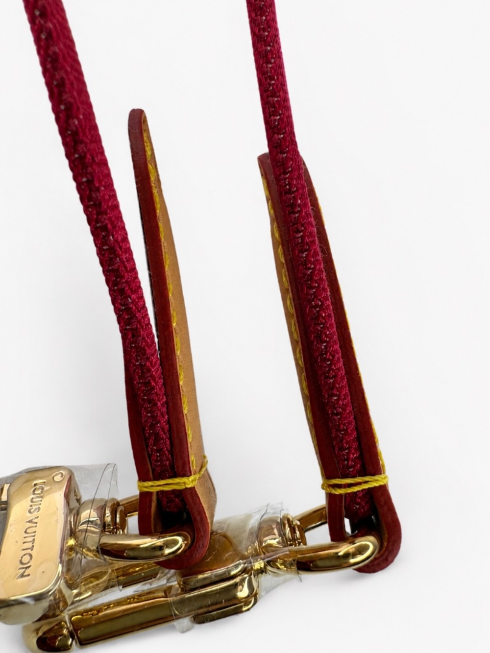 1355 NWT Louis Vuitton Bandoulière Jacquard Shoulder Strap – One Size – Fuchsia - Picture 13 of 15